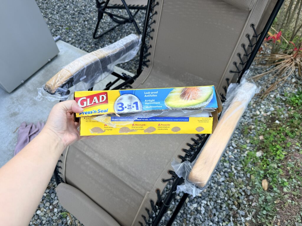 ハイターを使った木製チェアのカビ取り