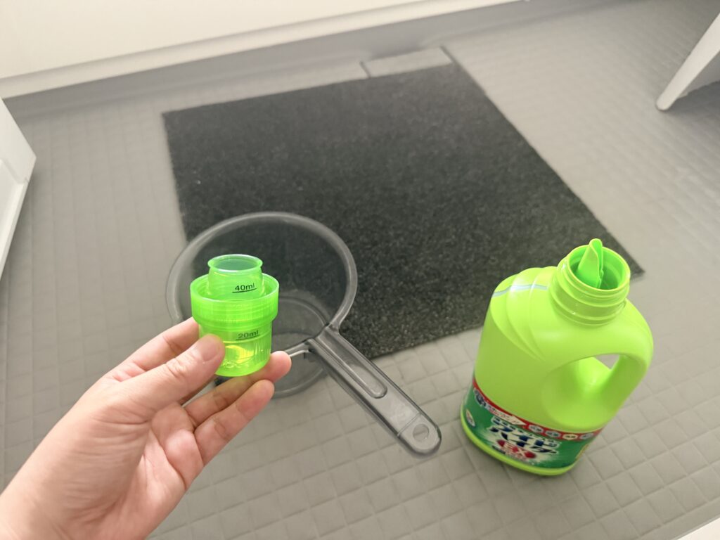 タイルカーペットのおしっこ臭の洗い方